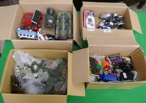 Collection of mostly unboxed diecast vehicles to include motorbikes