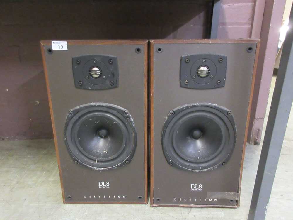 A pair of Celestion DL8 series 2 speakers (A/F)