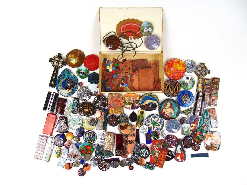 A quantity of enamelled artworks on copper including pendants, buttons, plaques etc. Many initialled - Image 2 of 3