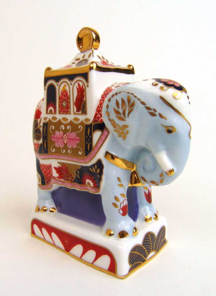 A Royal Worcester 'The Connoisseur Collection' Nelson elephant, h.12 cm