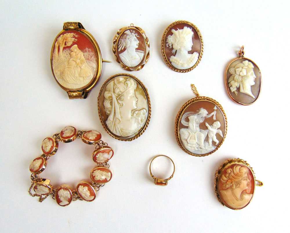 A collection of mostly late 19th/early 20th century yellow metal cameo jewellery to include