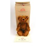 Steiff - a boxed Irish Teddy Bear reddish brown, limited edition 00876/2000, with certificate, 35