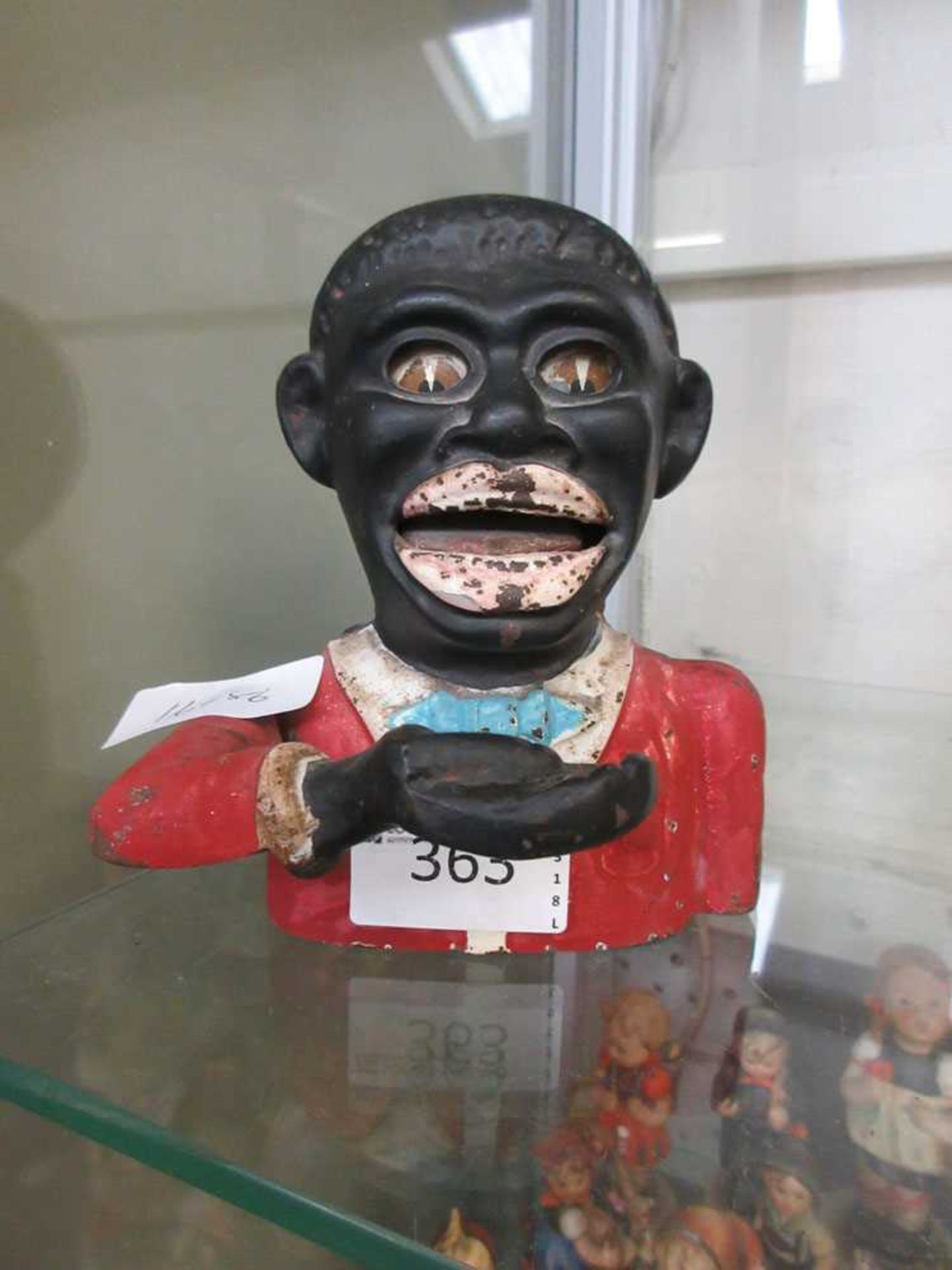 A novelty money box