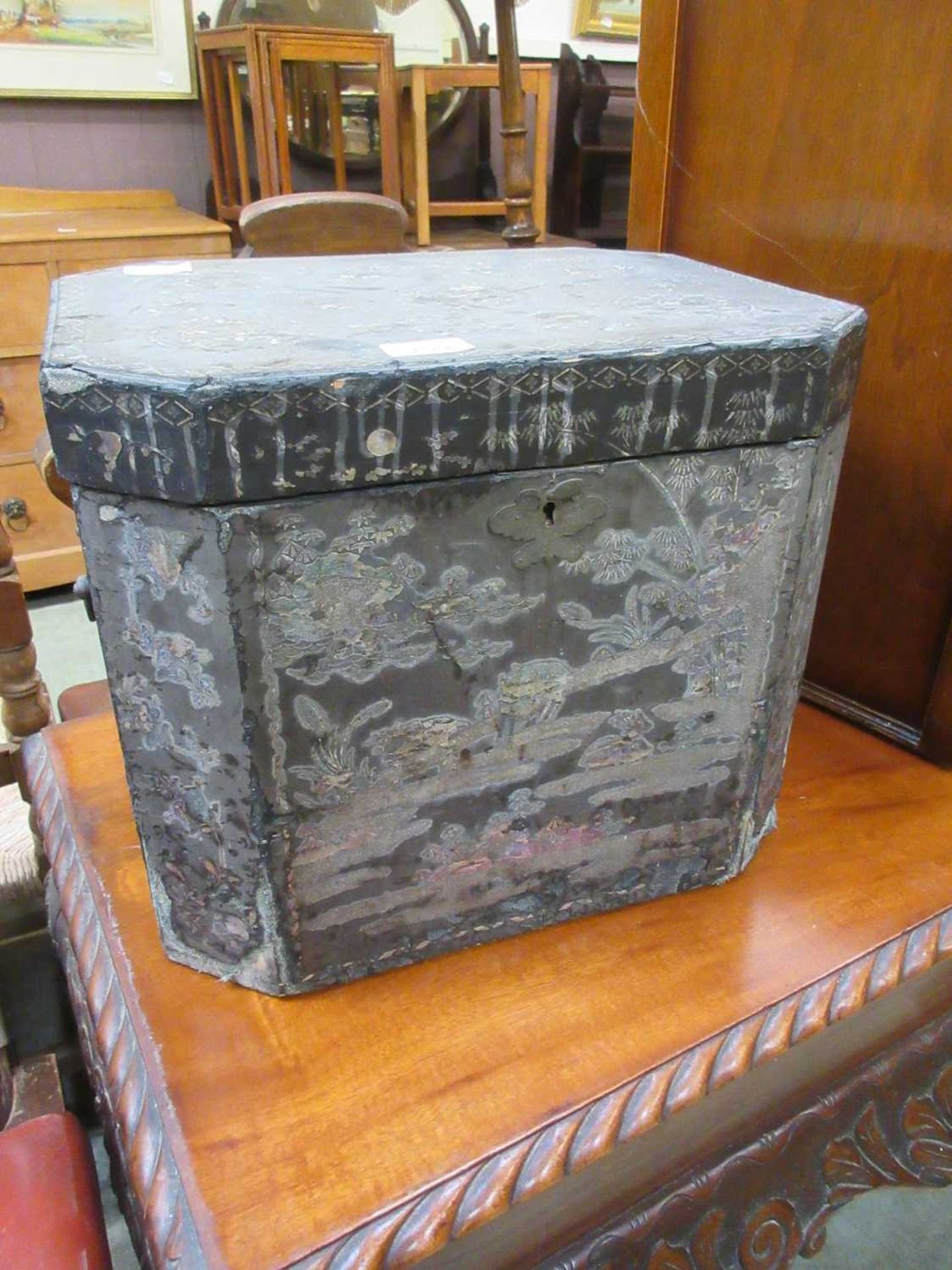 An early 20th century black lacquered mother of pearl inlaid box(A/F)