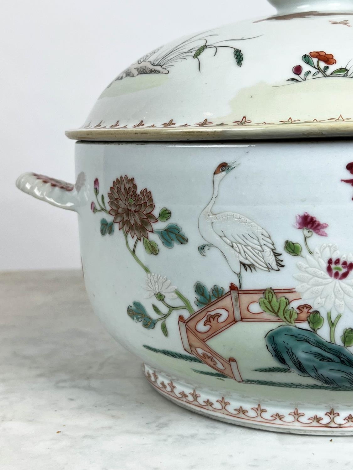 CHINESE EXPORT SOUP TUREEN, 19th century famille rose, decorated with cranes in garden scenes. - Image 4 of 9