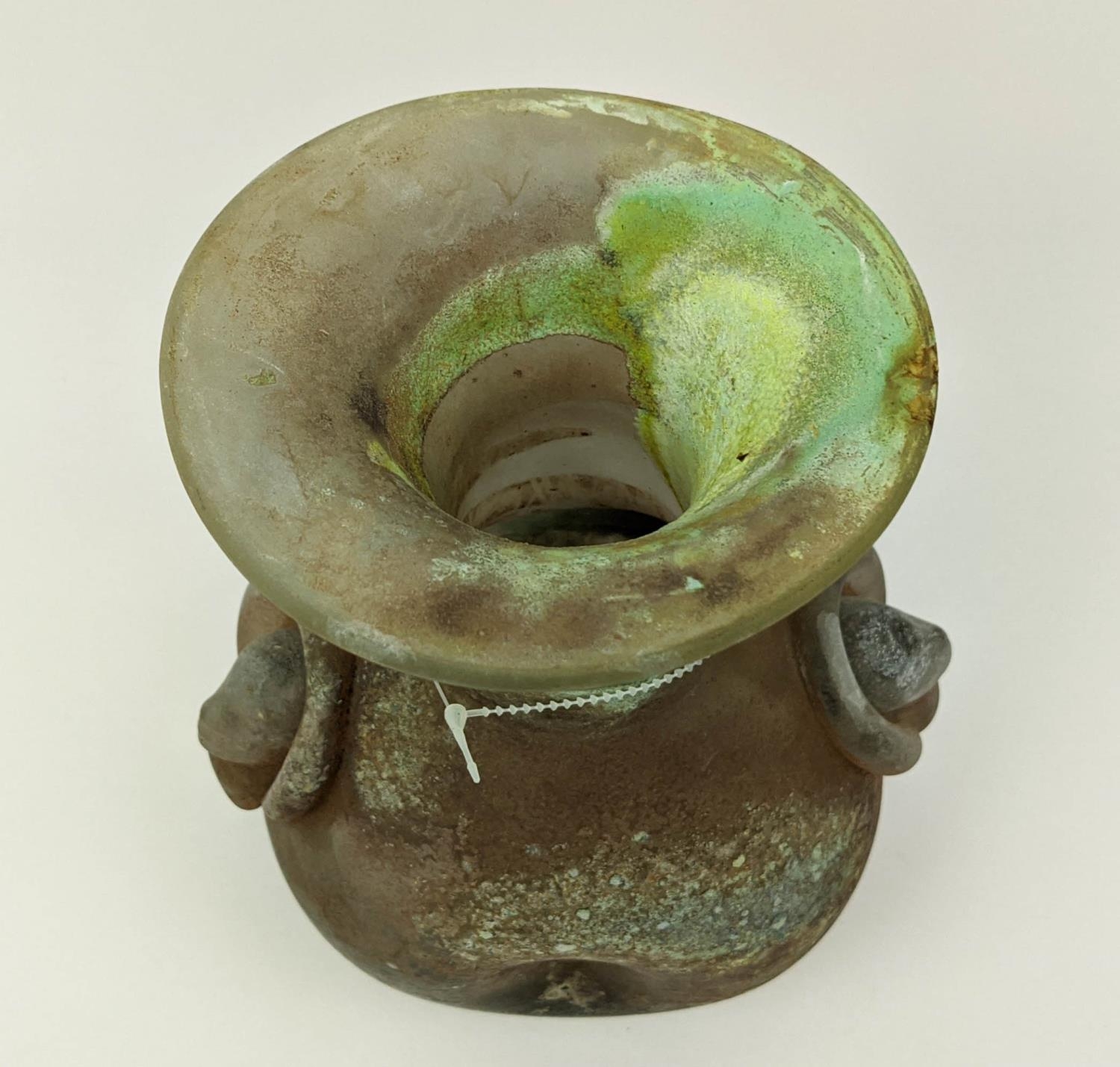 ART GLASS VASE, in the style of Roman glass, bottle neck form, dimple body, handles to shoulders - Image 3 of 8