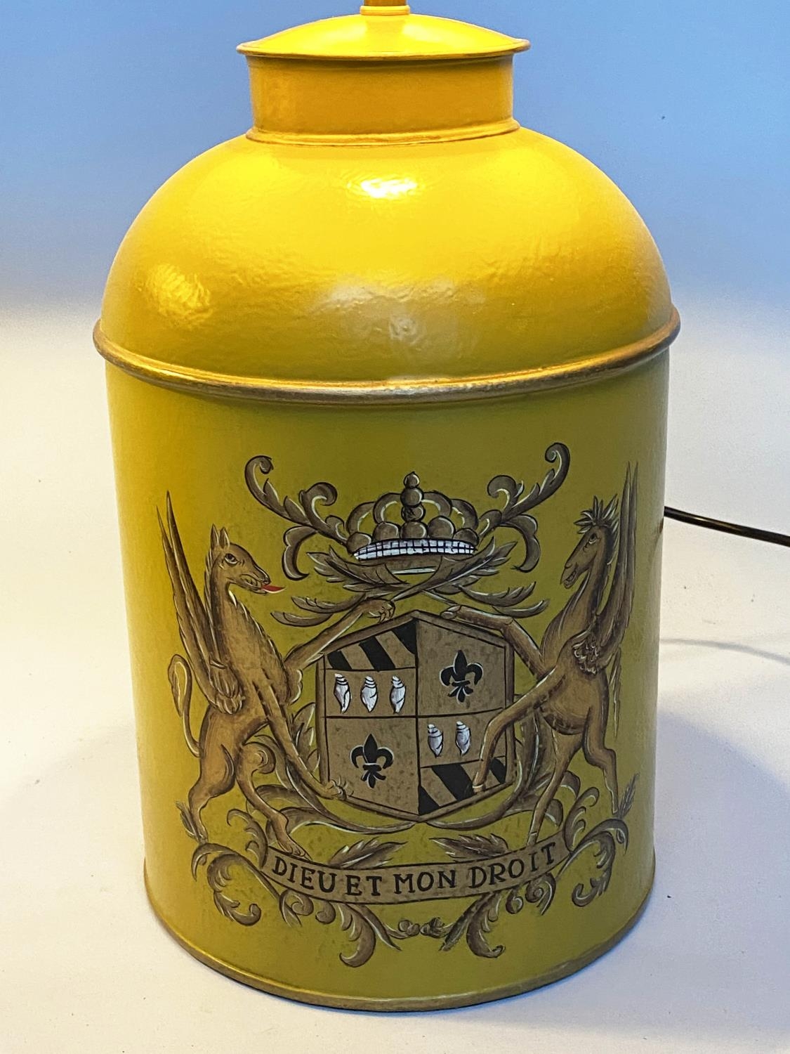 CANNISTER LAMPS, a pair, yellow in the form of lidded tea canisters bearing Royal Coat of Arms - Image 6 of 9