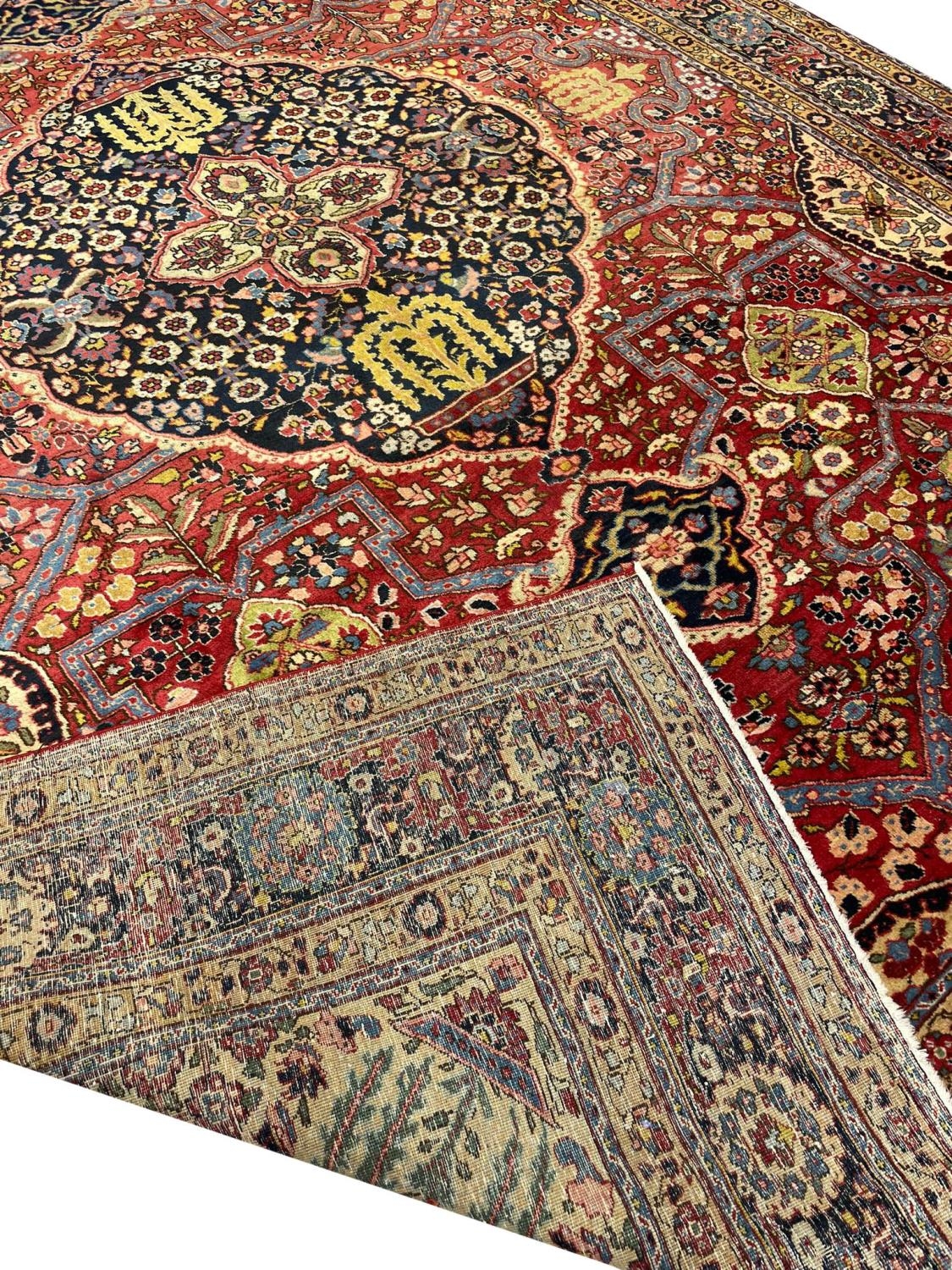 ANTIQUE PERSIAN TABRIZ CARPET, 385cm x 275cm. - Image 2 of 5