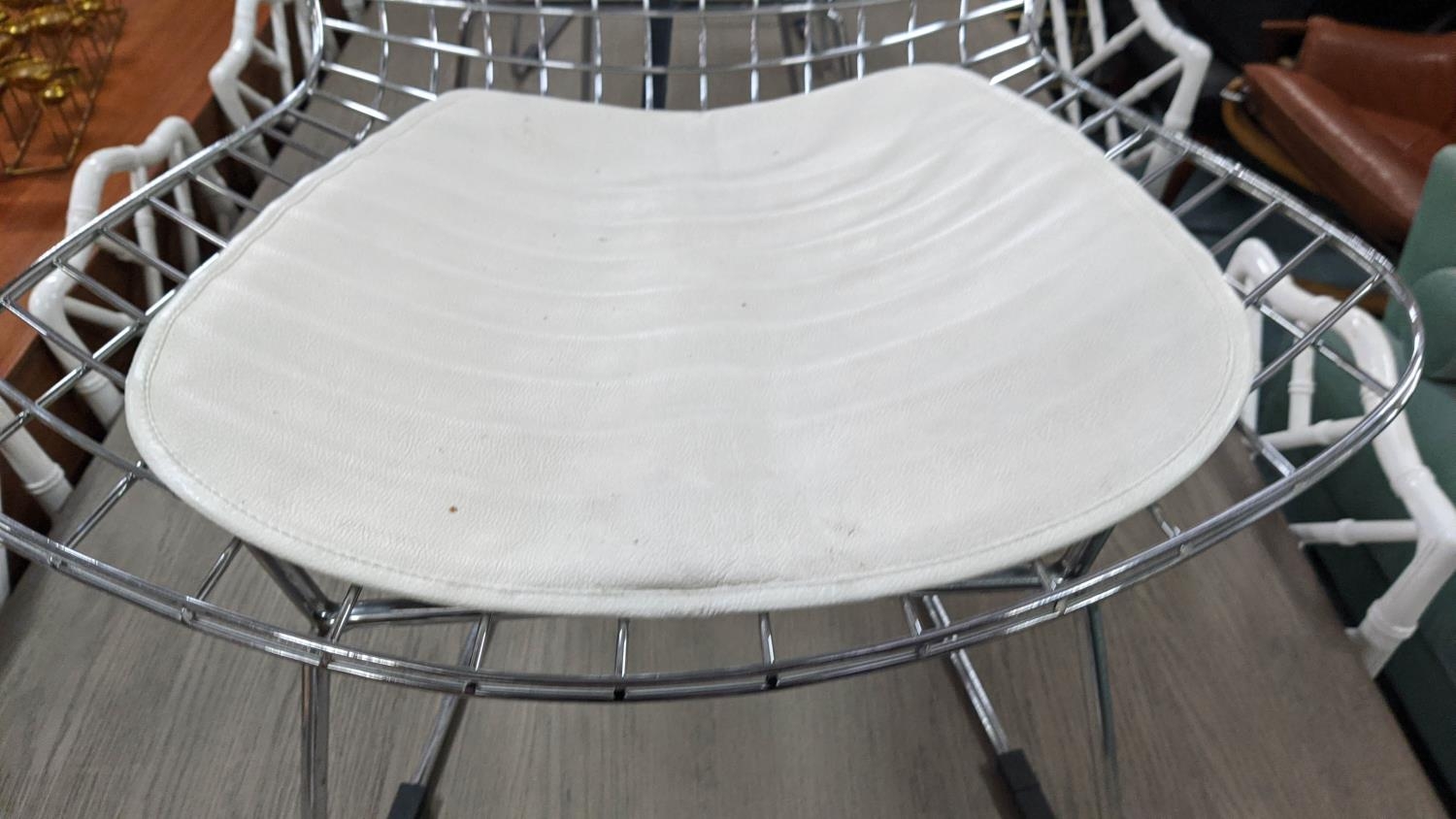 BERTOIA STYLE SIDE CHAIRS, a set of four, 80cm H, after Harry Bertoia. (4) - Image 3 of 4