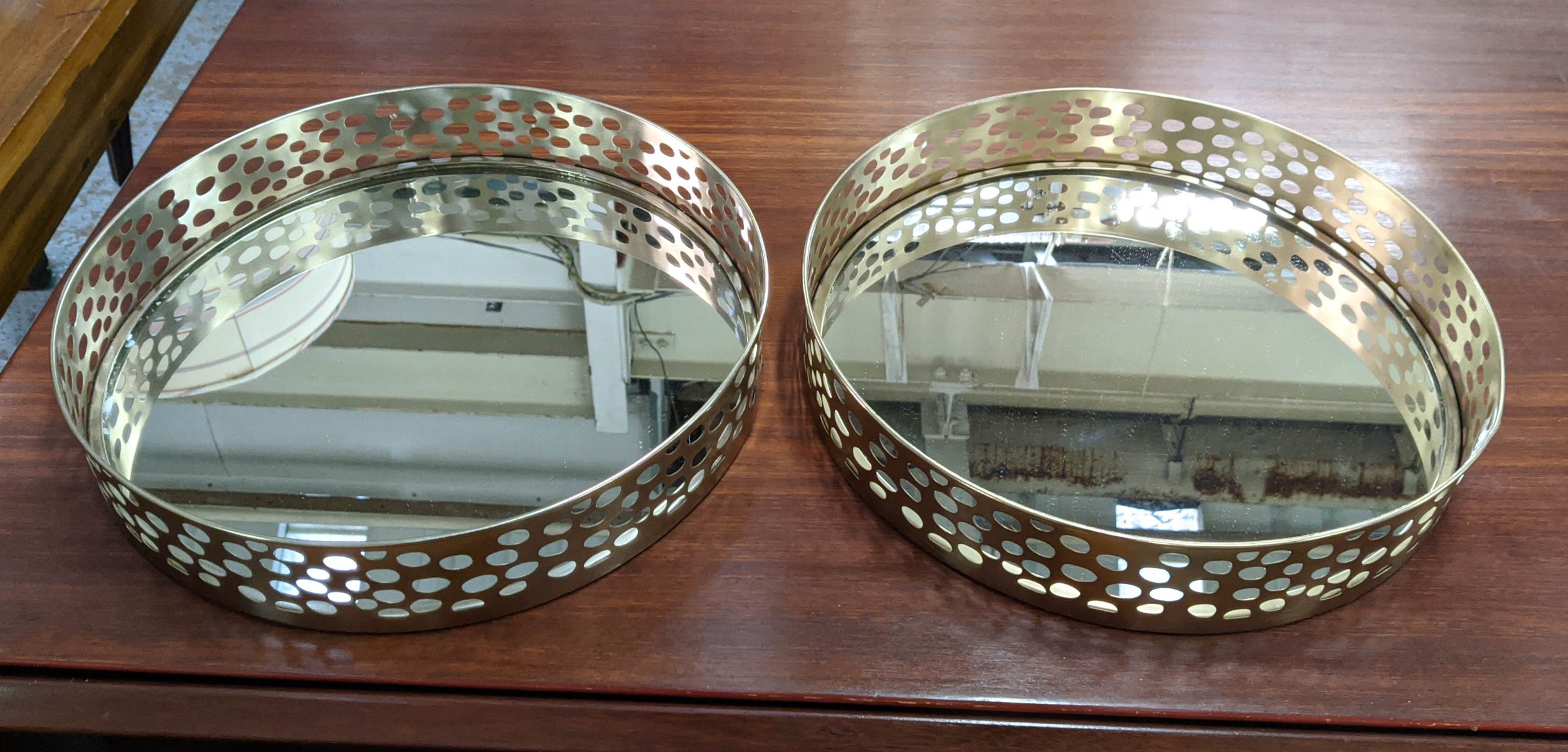 COCKTAIL TRAYS, a pair, 1970s Italian style, gilt finish with mirror 41cm x 41cm x 8cm. (2) - Image 2 of 4