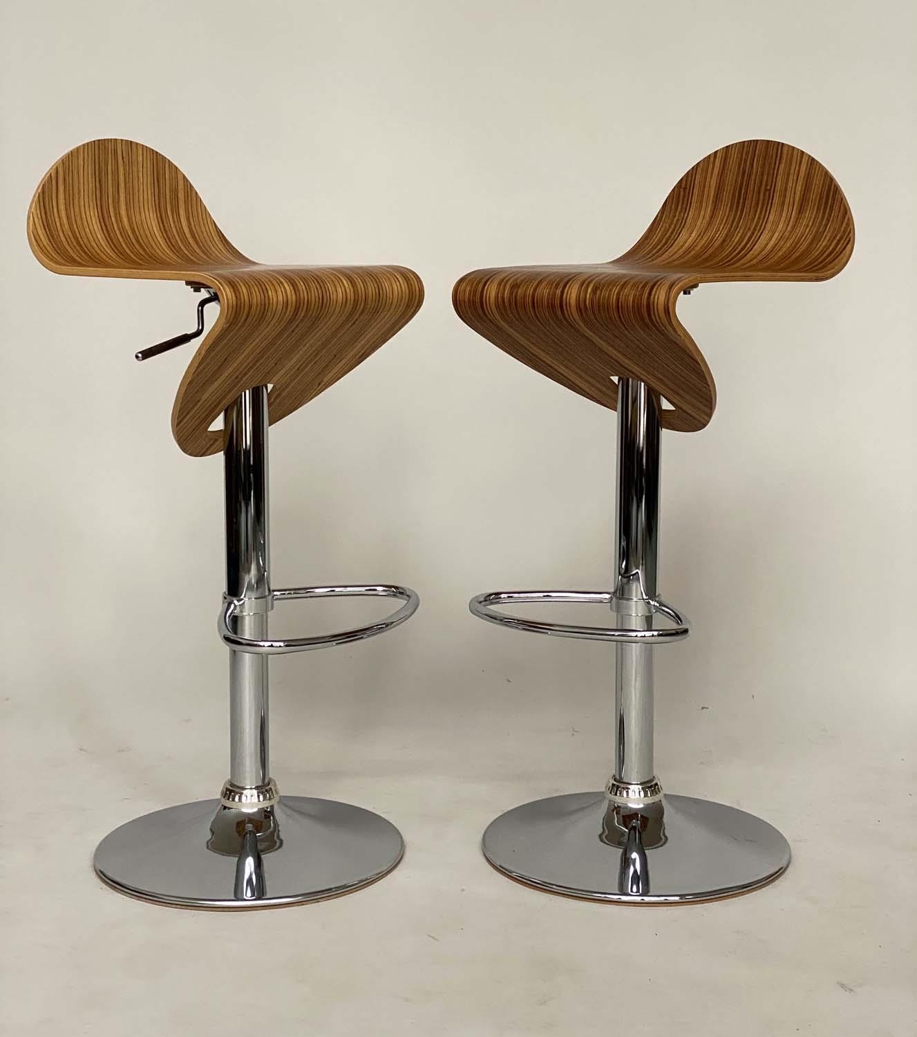 BARSTOOLS, a pair, 1970s style veneered bentwood revolving on height adjustable chrome base with - Image 3 of 4