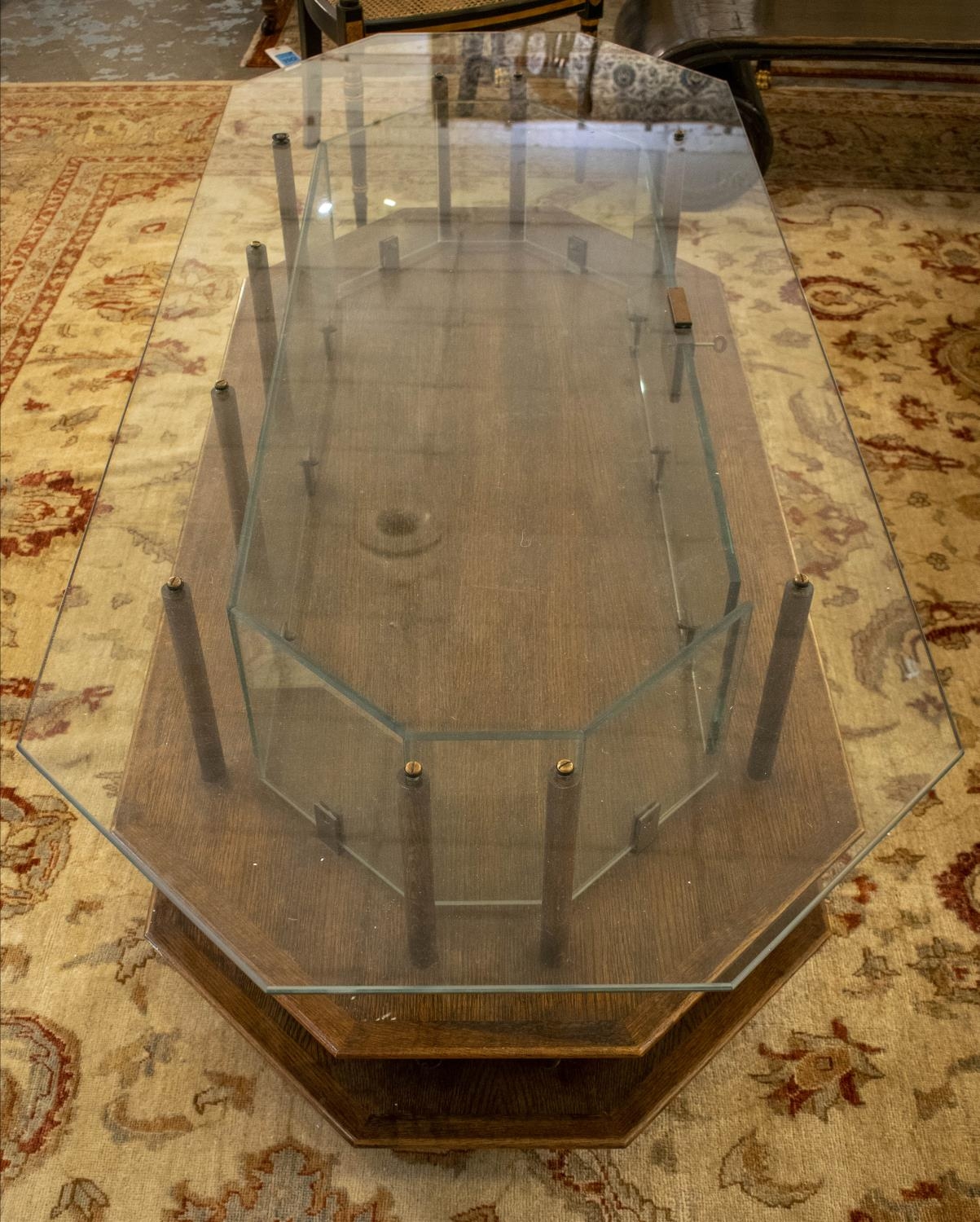 MUSEUM DISPLAY CASE, 53cm H x 175cm x 75cm, vintage oak, glass and brass with canted corners, single - Image 2 of 7