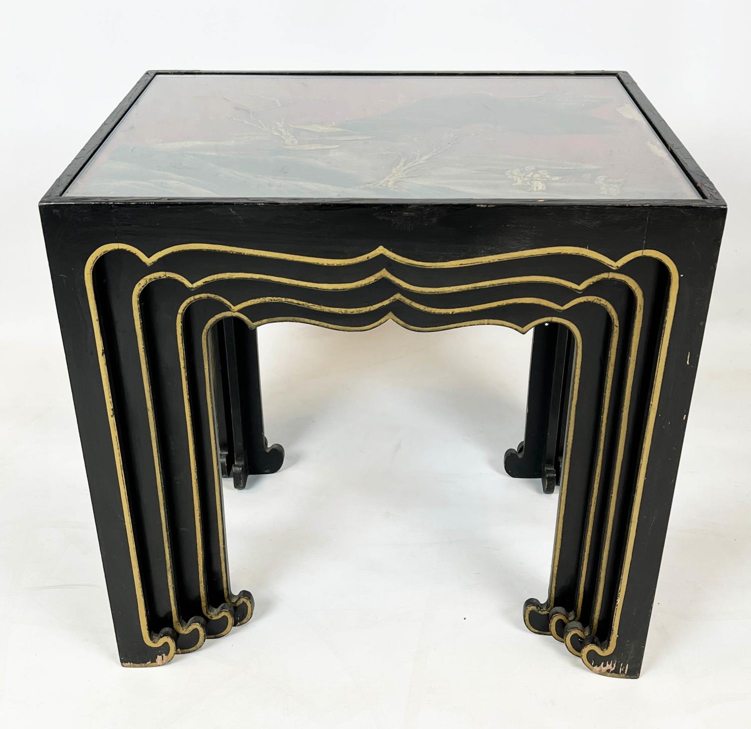 QUARTETTO TABLES, a nest of four, early 20th century scarlet and gilt Chinoiserie decorated, each - Image 4 of 4