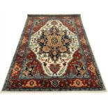 FINE HERIZ RUG, 215cm x 155cm.