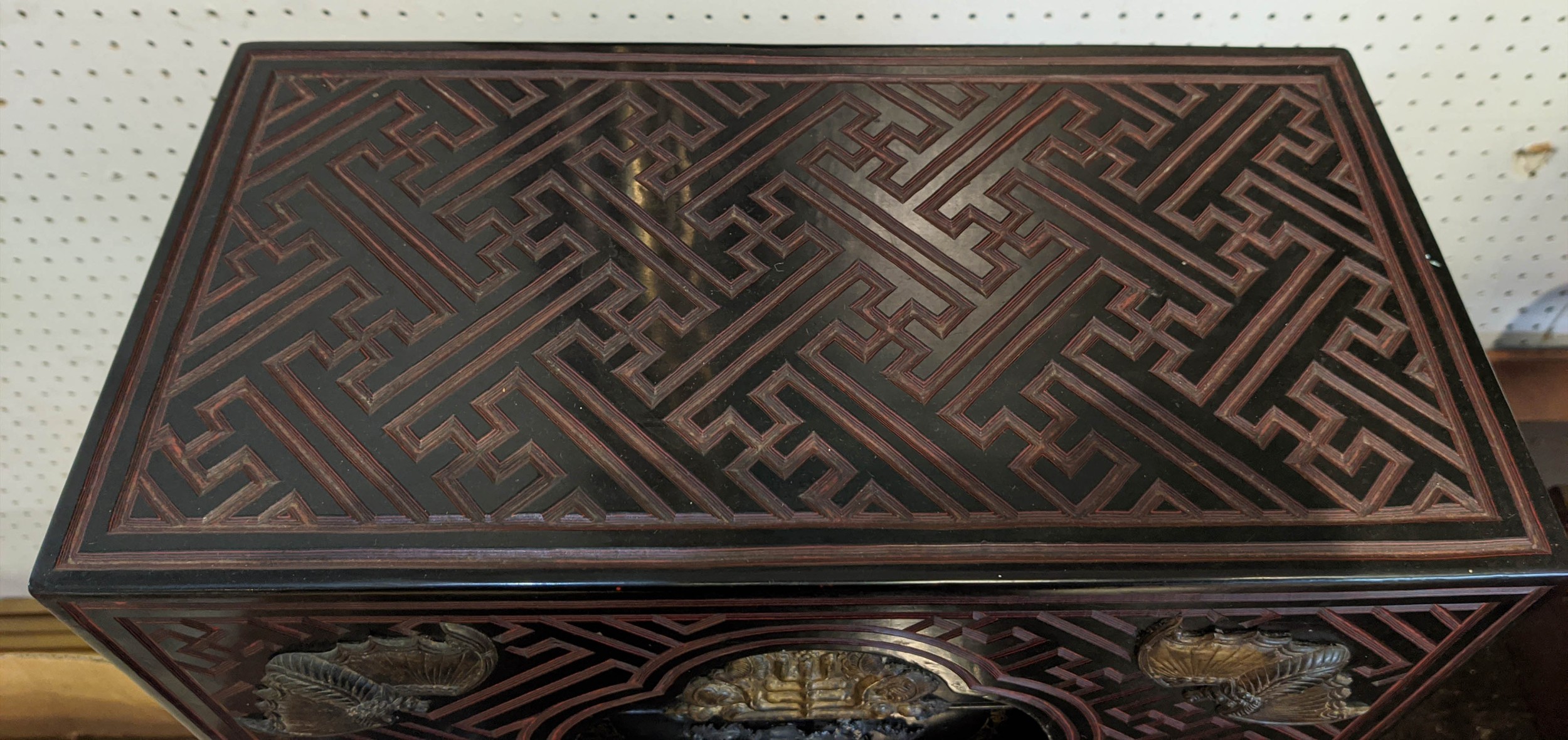 CHINESE COMPARTMENTALISED LACQUERED BOX ON STAND, in four sections, incised decoration with metal - Image 6 of 13