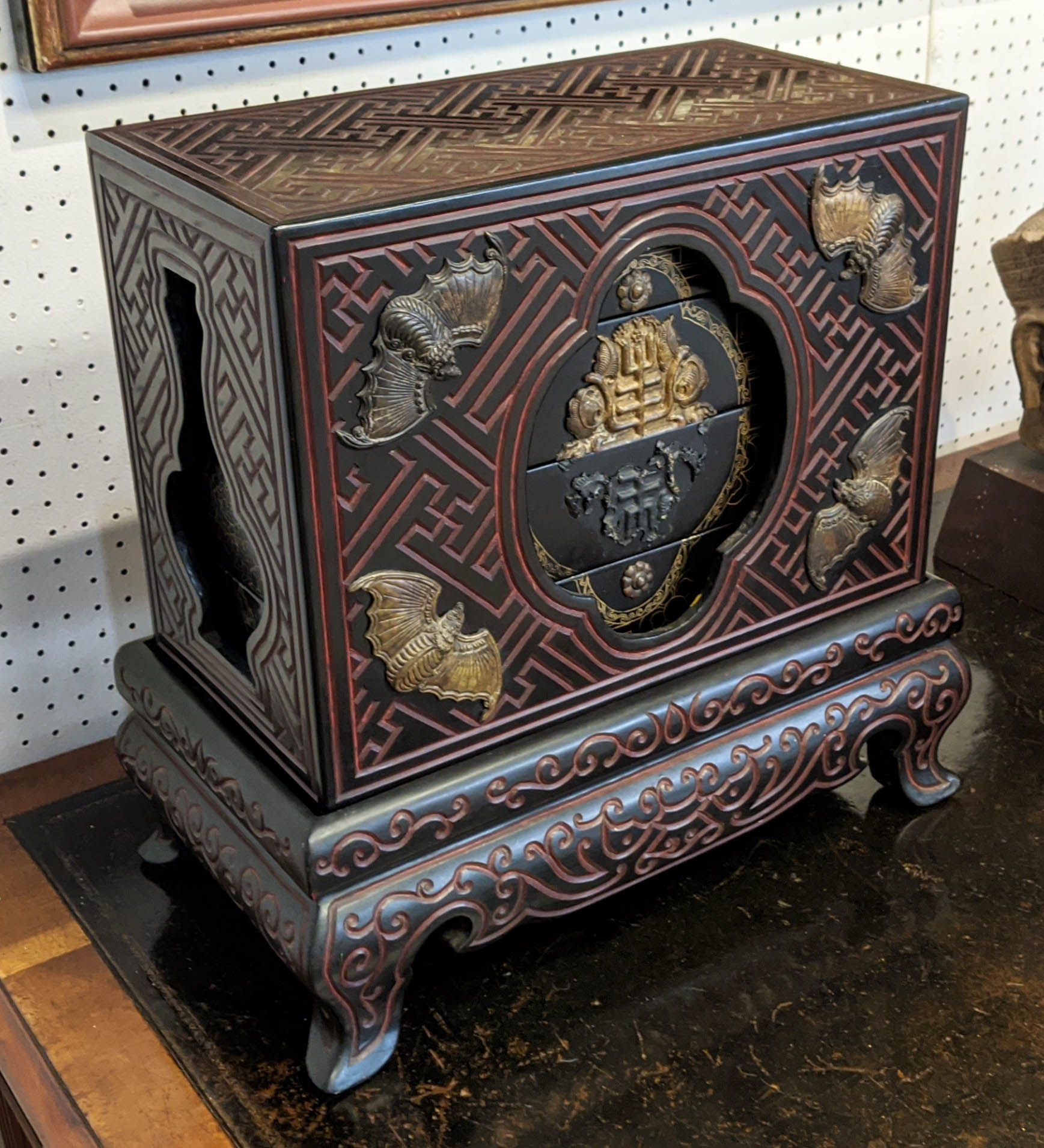 CHINESE COMPARTMENTALISED LACQUERED BOX ON STAND, in four sections, incised decoration with metal - Image 3 of 13