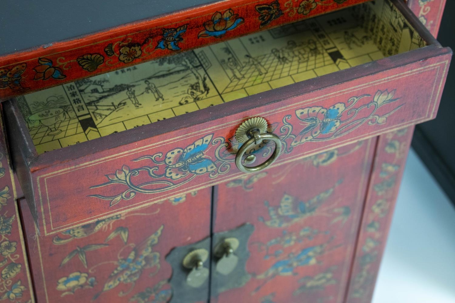 BEDSIDE CABINETS, 61cm H x 40cm W x 32cm D, a pair, Chinese scarlet and butterfly decorated, each - Image 3 of 4