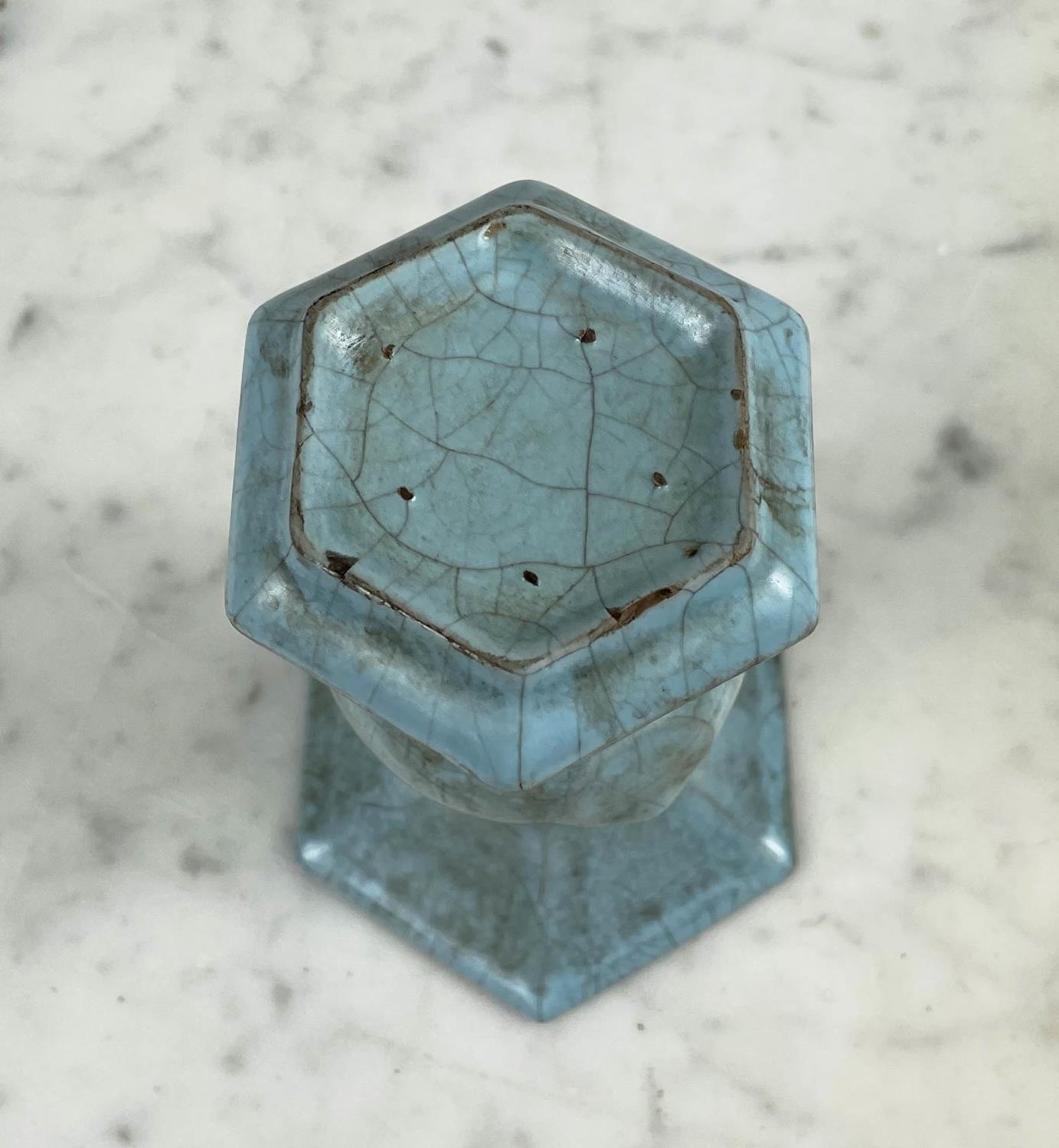 CHINESE LONGQUAN CELEDON CRACKLE GLAZED GU VASE, hexagonal form, 17cm H x 11cm. - Image 4 of 5