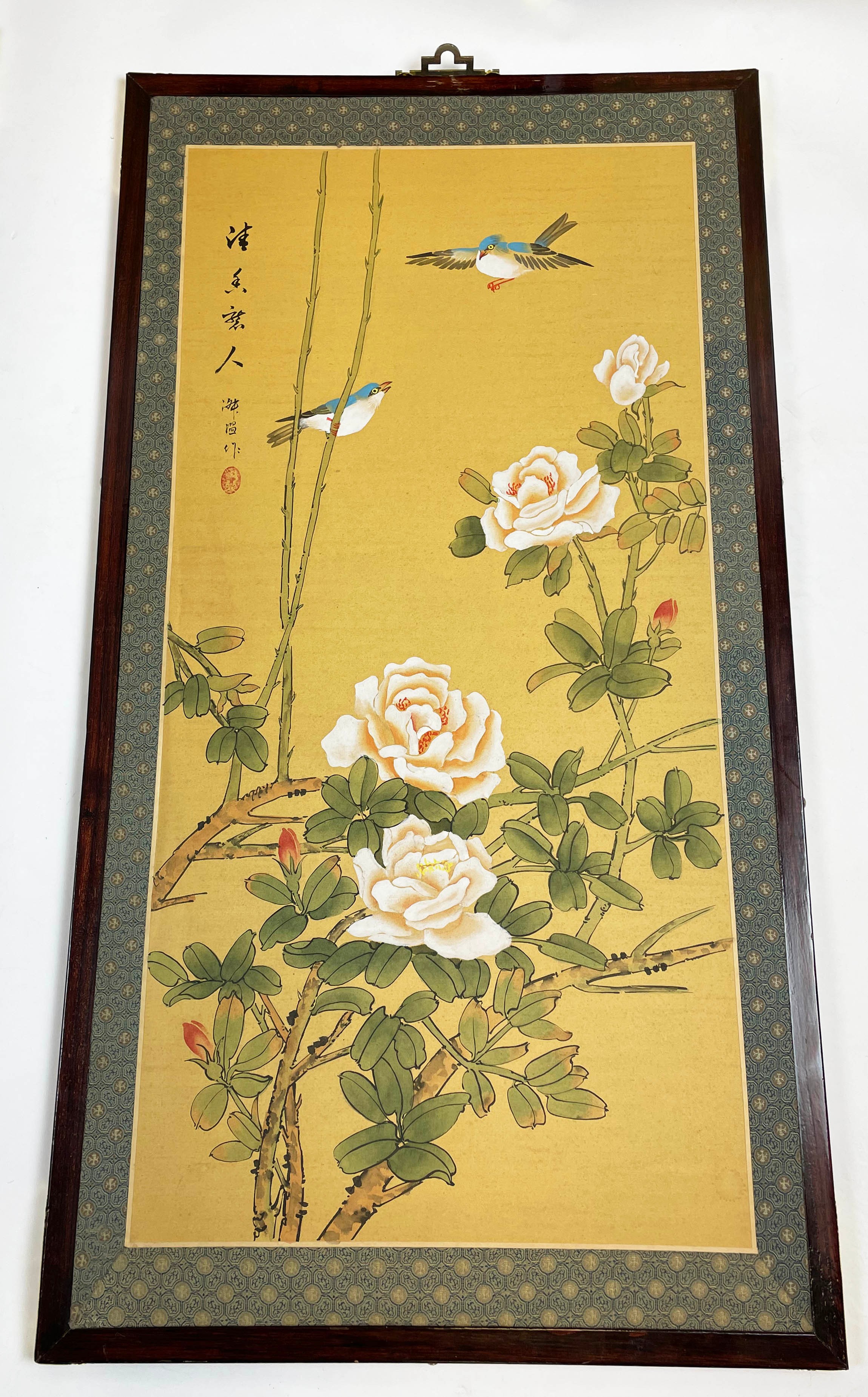 FOUR FOLD CHINESE SCREEN, handpainted on silk with figures bamboo and birds with two matching - Image 5 of 6