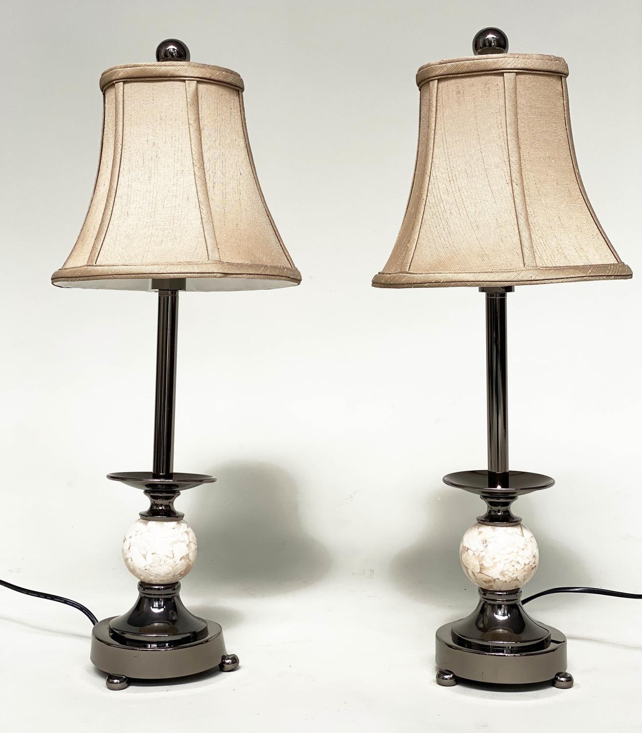 TABLE LAMPS, a pair, with chrome columns and a reconstituted marble spheres (with shades), 60cm - Image 4 of 6