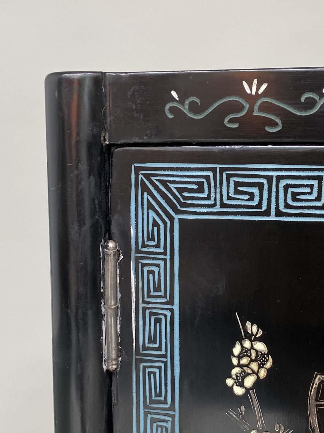 CHINESE SIDE CABINET, lacquered with incised polychrome Chinoiserie decoration and two panel - Image 5 of 7