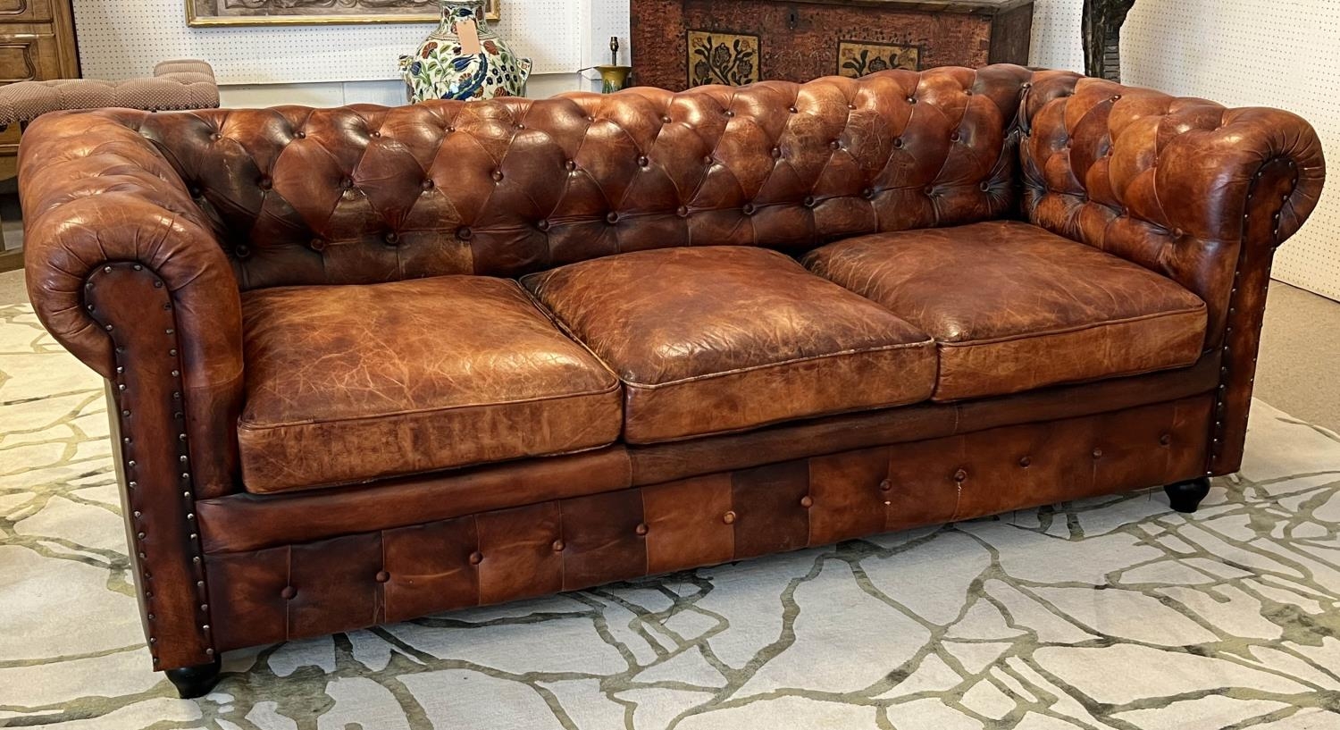 CHESTERFIELD SOFA, three seater, buttoned and studded tan leather, 210cm W. - Bild 2 aus 5