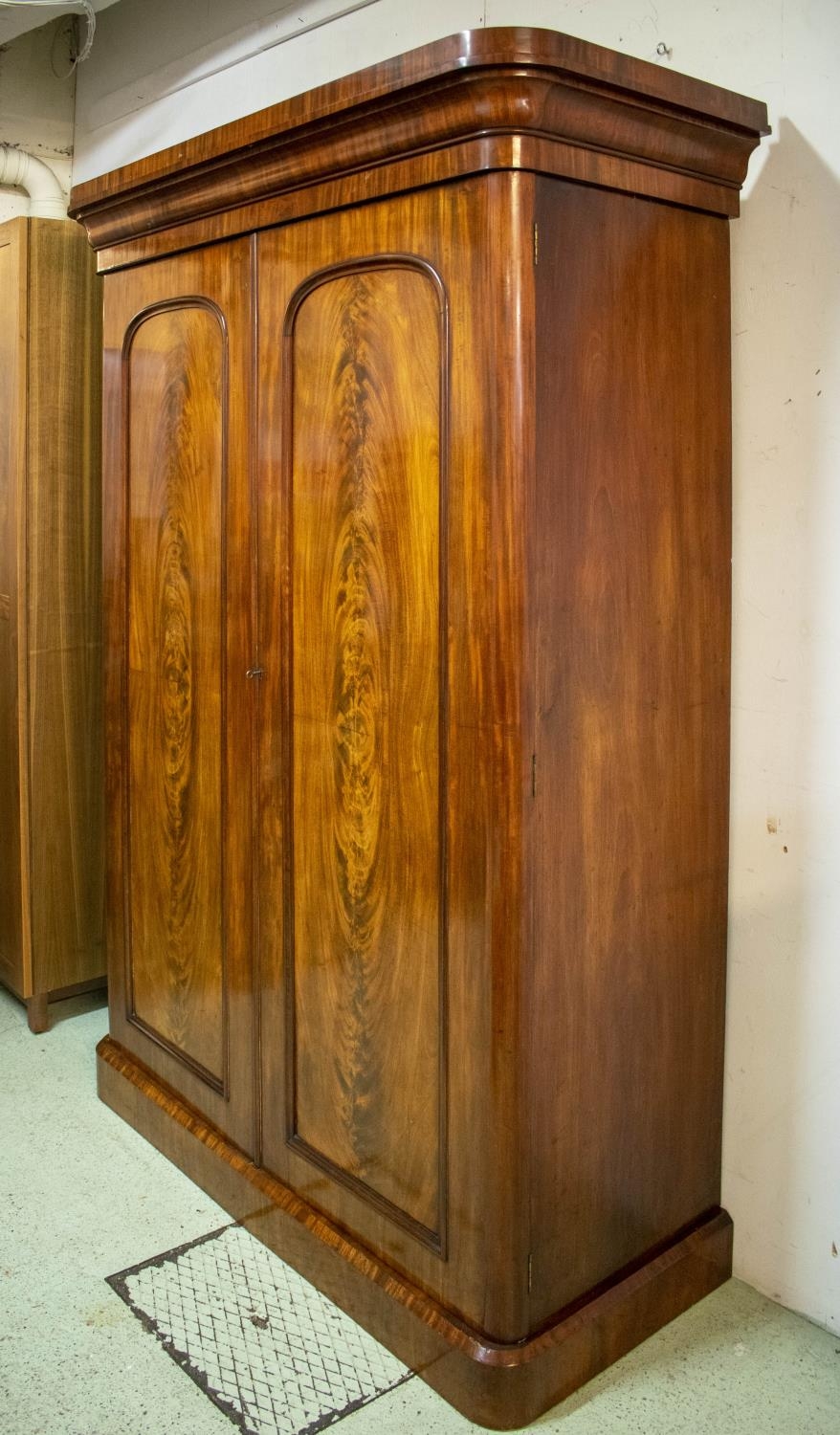 WARDROBE, 212cm H x 148cm x 63cm D, Victorian mahogany, circa 1870, with two doors, enclosing - Image 2 of 6