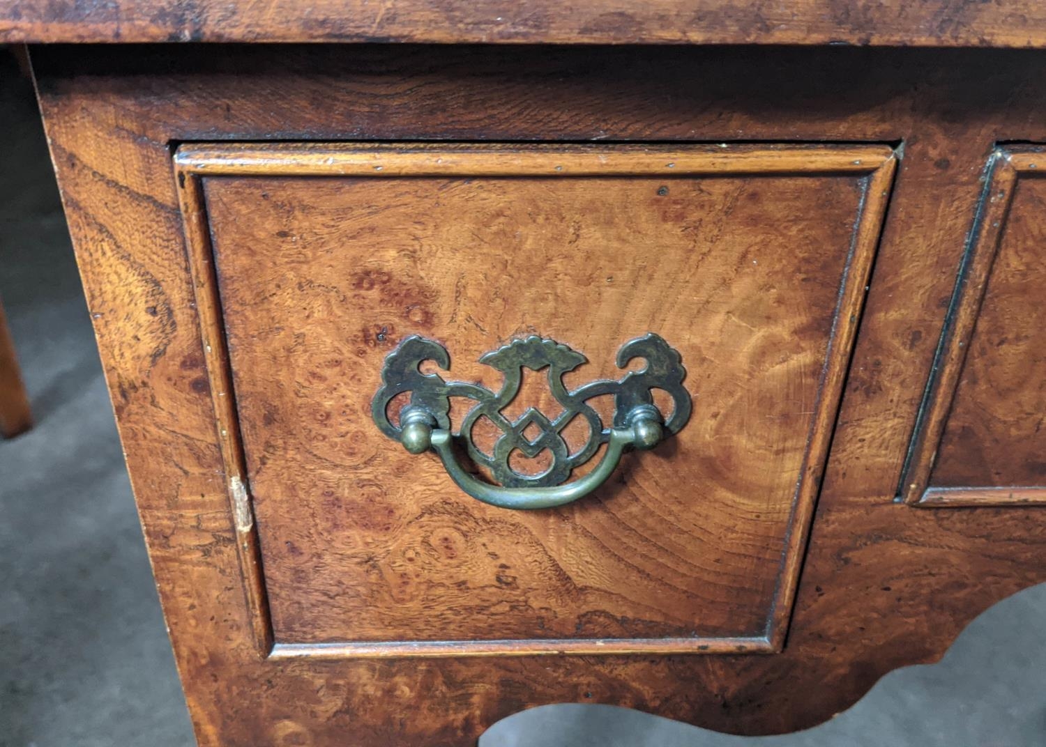 QUEEN ANNE STYLE LOWBOY, burr elm, fitted with three drawers, raised on cabriole legs, 70cm H x 69cm - Bild 4 aus 6