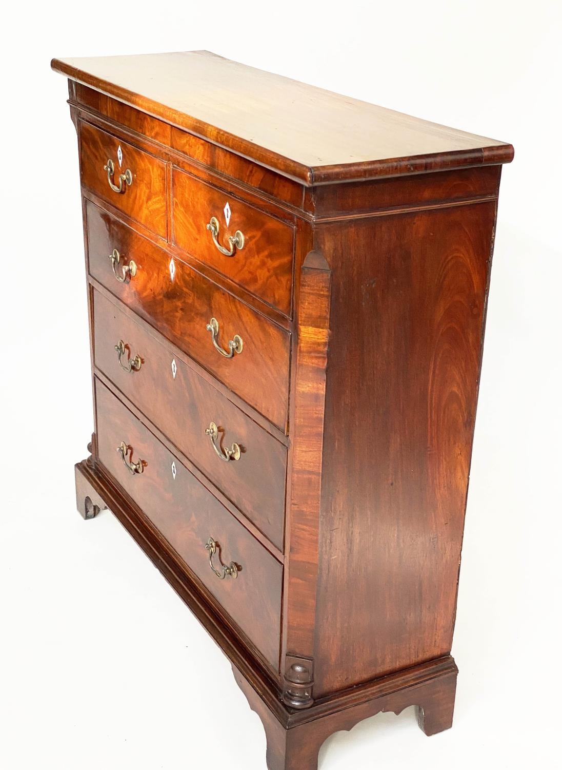 SCOTTISH HALL CHEST, early 19th century flame mahogany of adapted shallow proportions with two short - Bild 4 aus 4