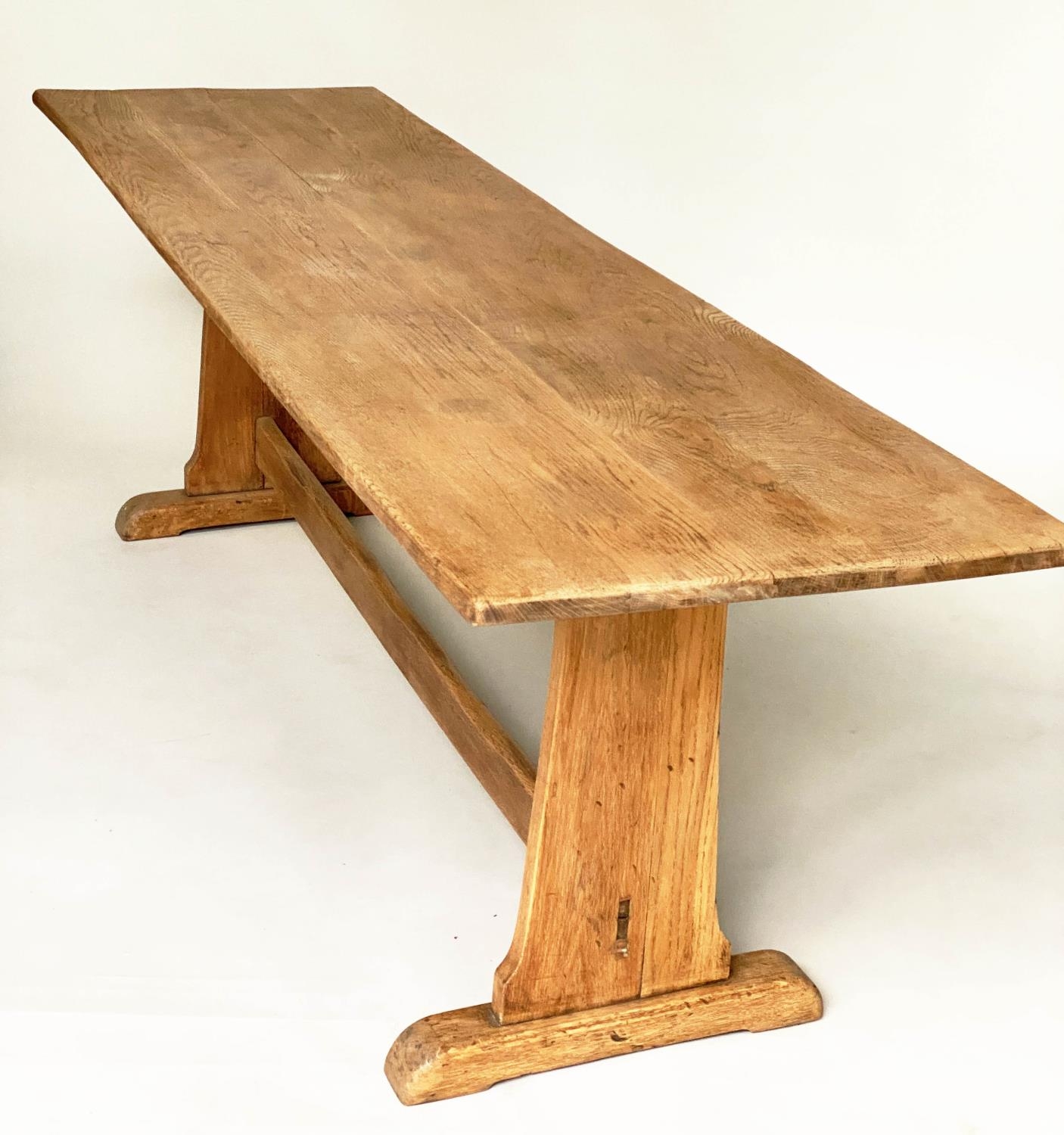REFECTORY TABLE, vintage English oak with planked narrow rectangular top and twin trestle - Bild 4 aus 6
