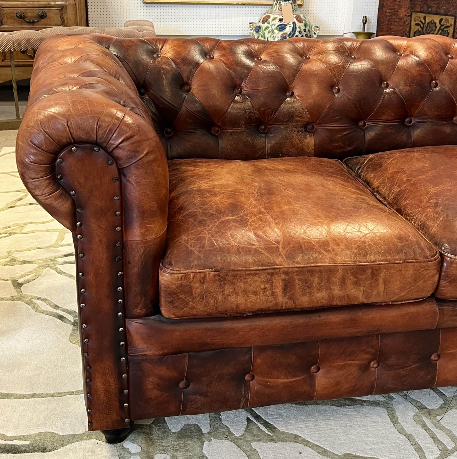 CHESTERFIELD SOFA, three seater, buttoned and studded tan leather, 210cm W. - Bild 3 aus 5