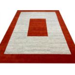 FINE CONTEMPORARY WOOL CARPET, 305cm x 244cm.