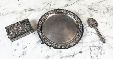 A SILVER CIRCULAR WAITER, Thomas Bradbury and Sons, London 1896 with pierced cast festoon and mask