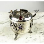 SILVER APPLE JUDAICA HONEY POT, for Rosh Hashanah, the lid with a tiger eye and bee enclosing a