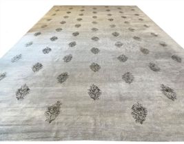 FINE CONTEMPORARY SILK AND WOOL CARPET, 592cm x 354cm.