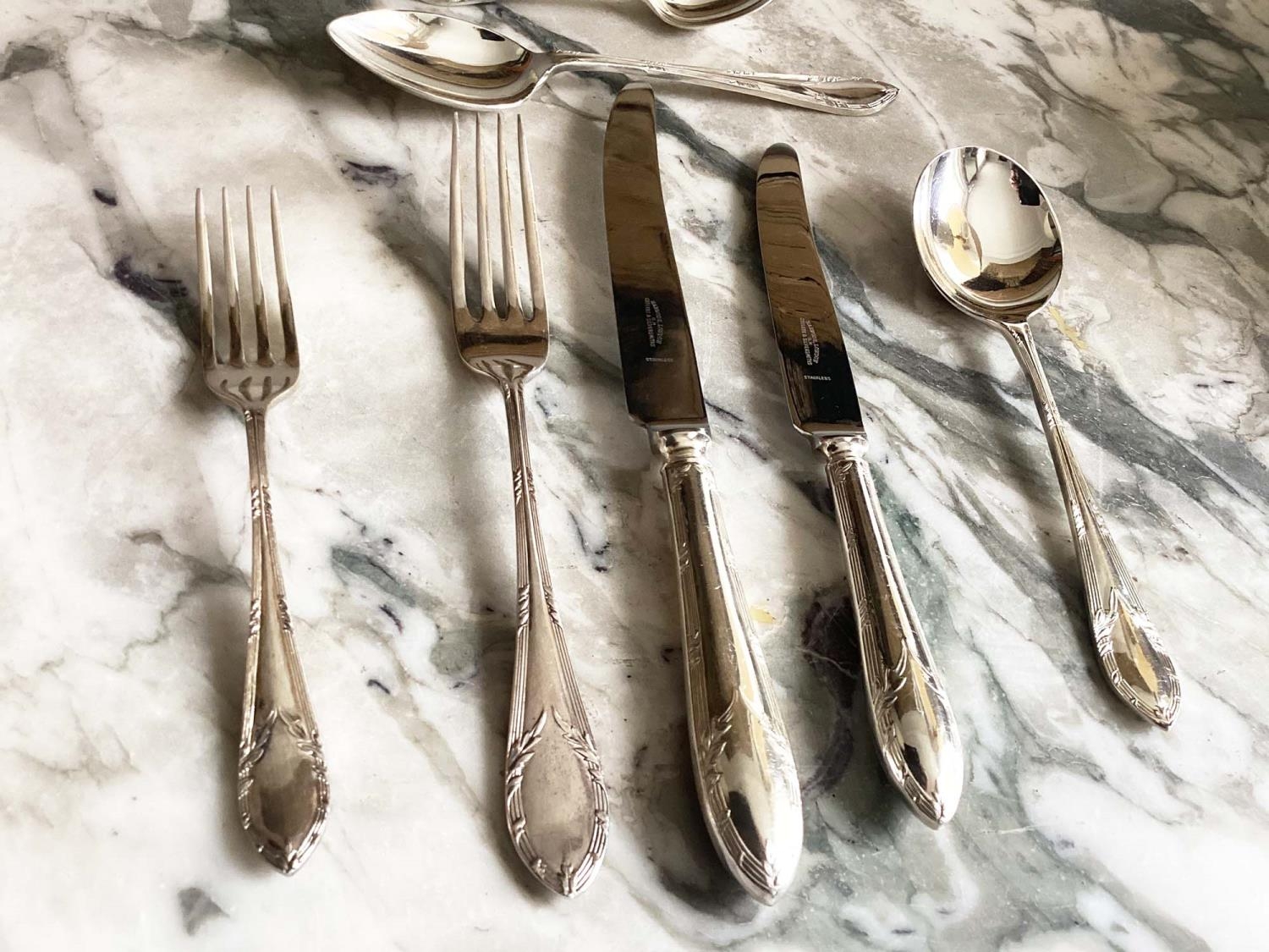 HARRODS CANTEEN CUTLERY, a boxed walnut cased (with key), set of silver plated 'Heritage Plate', - Image 5 of 10