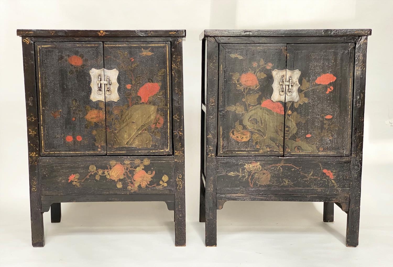 CHINESE CABINETS, a pair, early 20th century black lacquered and gilt Chinoiserie decorated each - Image 10 of 13