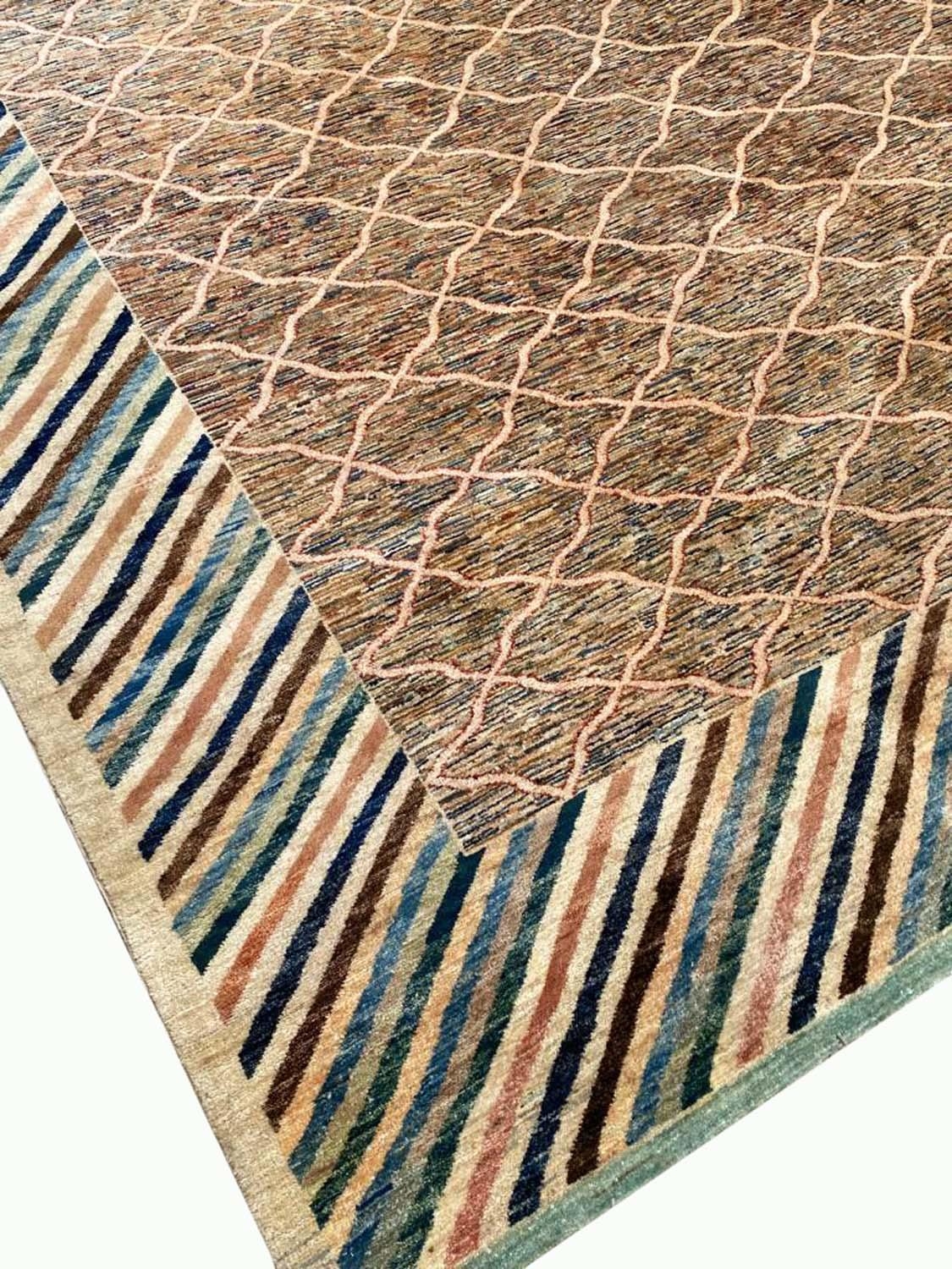 CONTEMPORARY GABBEH CARPET, 340cm x 270cm. - Image 4 of 4