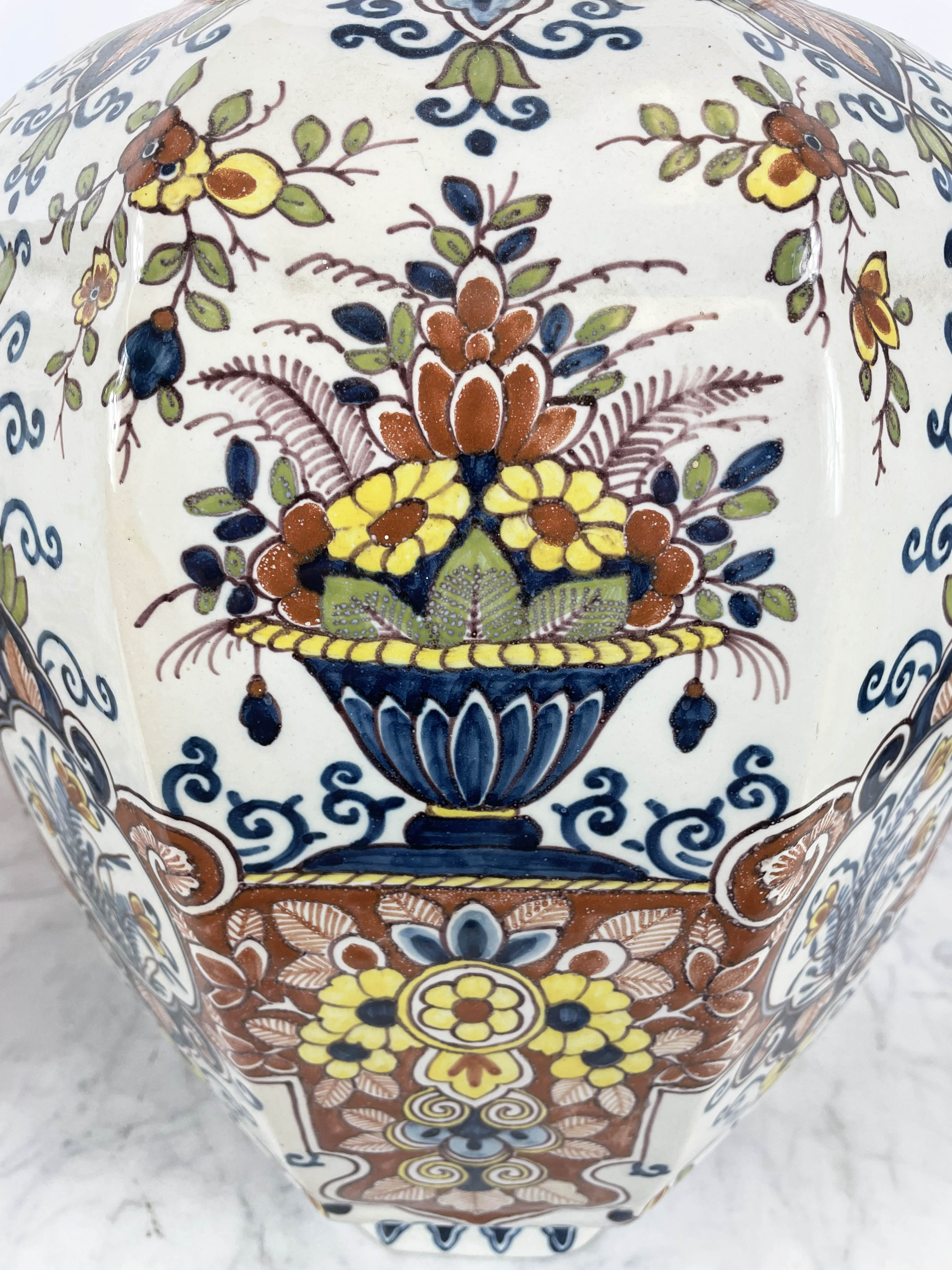 LIDDED DELFT VASES, a pair, 19th century polychrome painted, faceted octagonal form, with foliate - Image 13 of 13