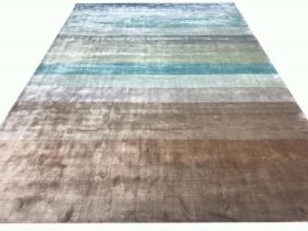 CONTEMPORARY BAMBOO SILK CARPET, 368cm x 270cm.