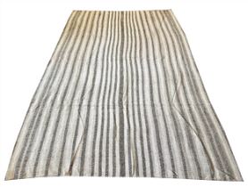 CONTEMPORARY FLATWEAVE CARPET, 326cm x 205cm.