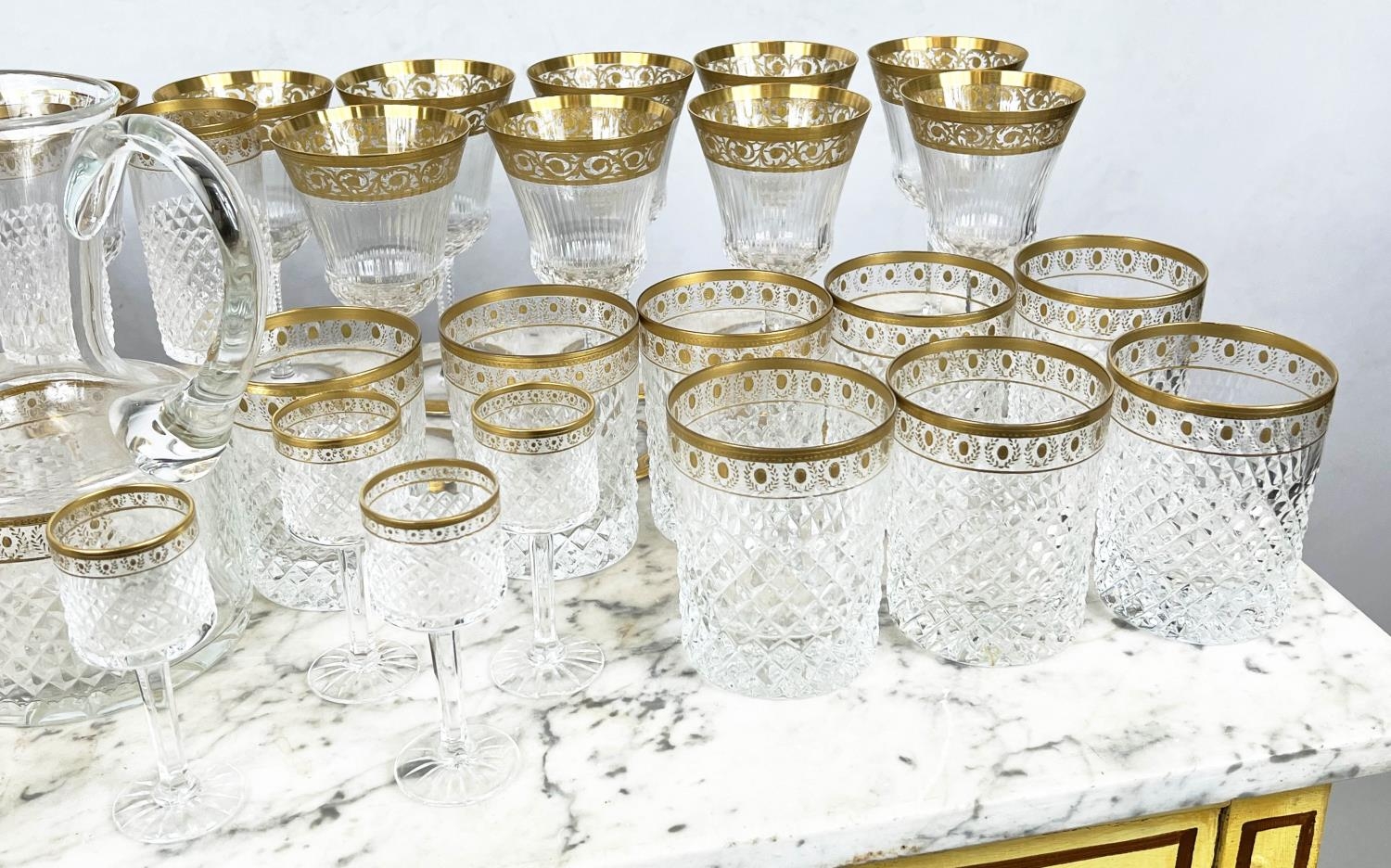 ST LOUIS GLASSWARE COLLECTION 'gold thistle' pattern, comprising four Champagne flutes, fourteen - Image 4 of 8