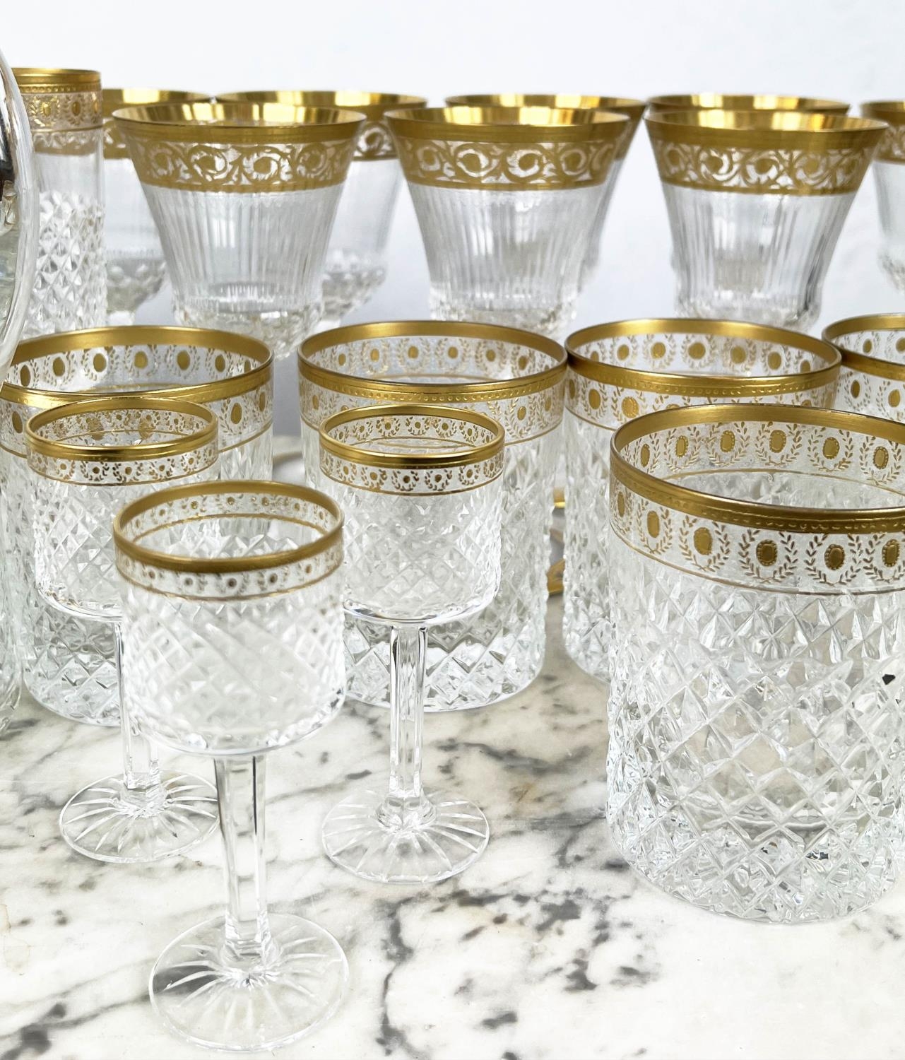 ST LOUIS GLASSWARE COLLECTION 'gold thistle' pattern, comprising four Champagne flutes, fourteen - Image 7 of 8