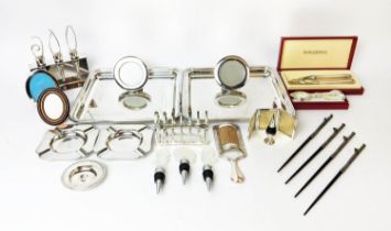 A COLLECTION OF ASSORTED SILVER AND PLATE WARE, including photo frames, bottle stoppers,