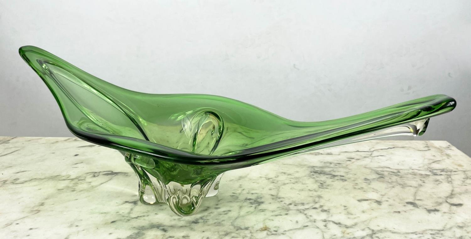 STUDIO GLASS CENTER PIECES, two, one green one clear glass, largest 62cm L. (2) - Image 7 of 10