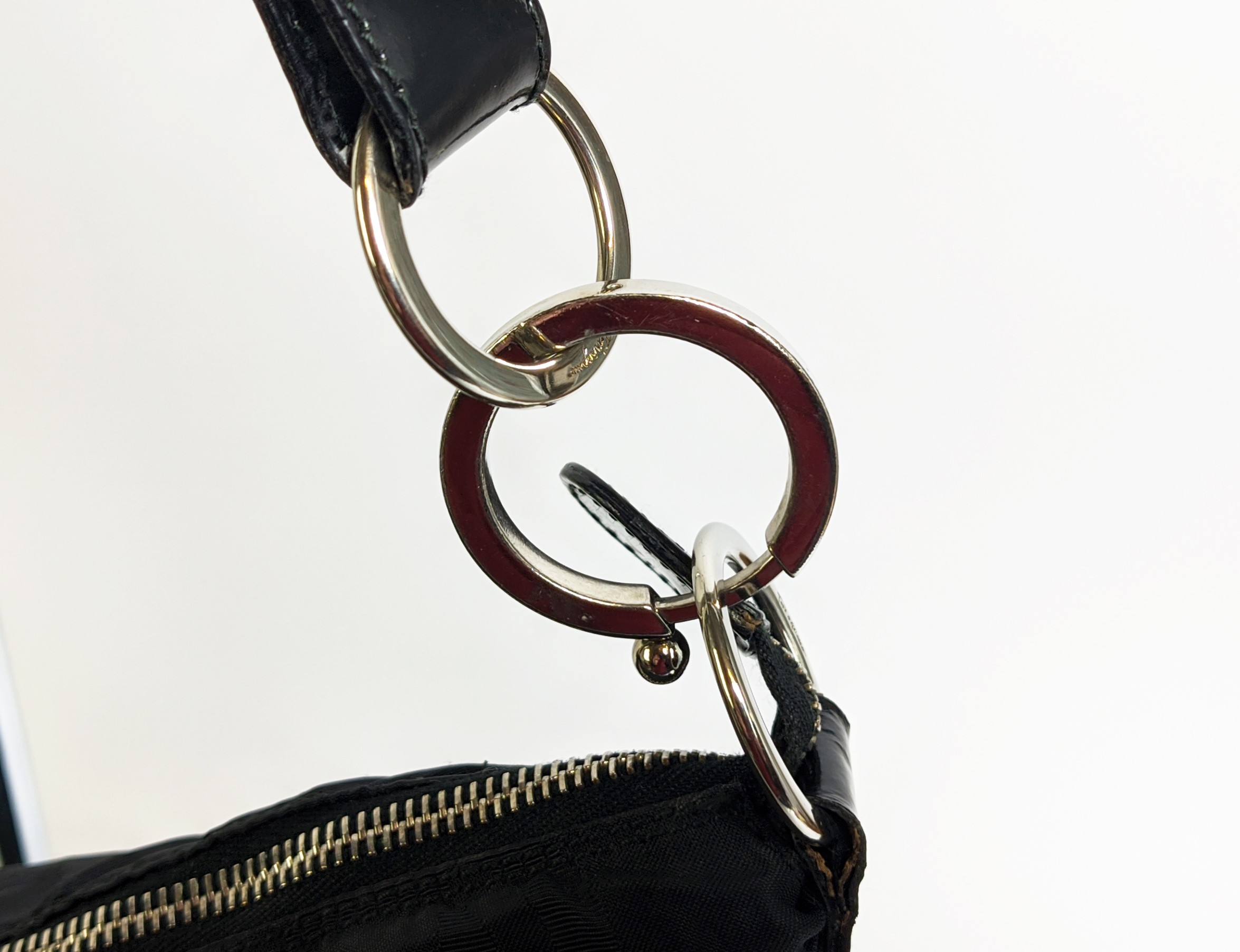 FERRAGAMO VINTAGE TOTE BAG, nylon with leather strap, top zippered closure and silver tone - Bild 12 aus 19