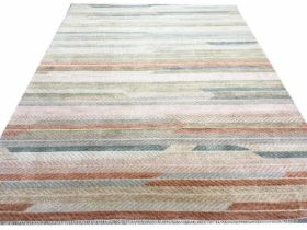 FINE CONTEMPORARY WOOL CARPET, 302cm x 241cm.