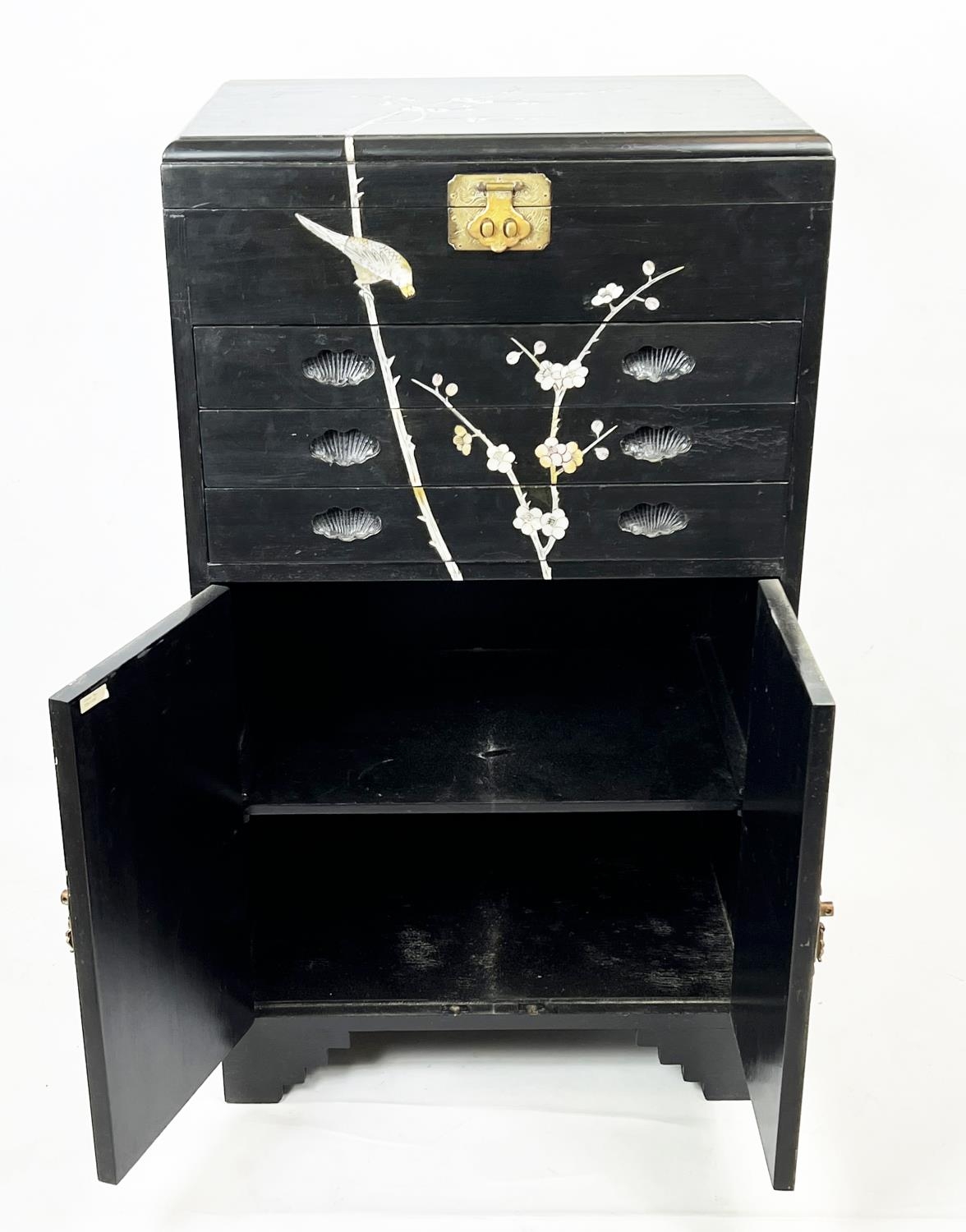MAPPIN AND WEBB TALL CANTEEN OF CUTLERY, black chinoiserie case with rising top enclosing fitted - Image 11 of 11