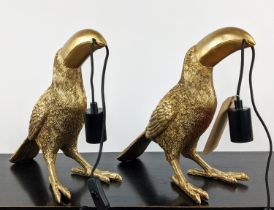 TABLE LAMPS, a pair, in the form of toucans, 34.5cm. (2)