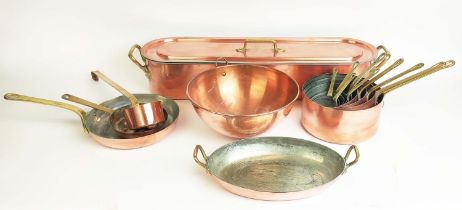 COLLECTION OF COPPERWARE, comprising batterie de cuisine, consisting of 9 graduated pans, fish